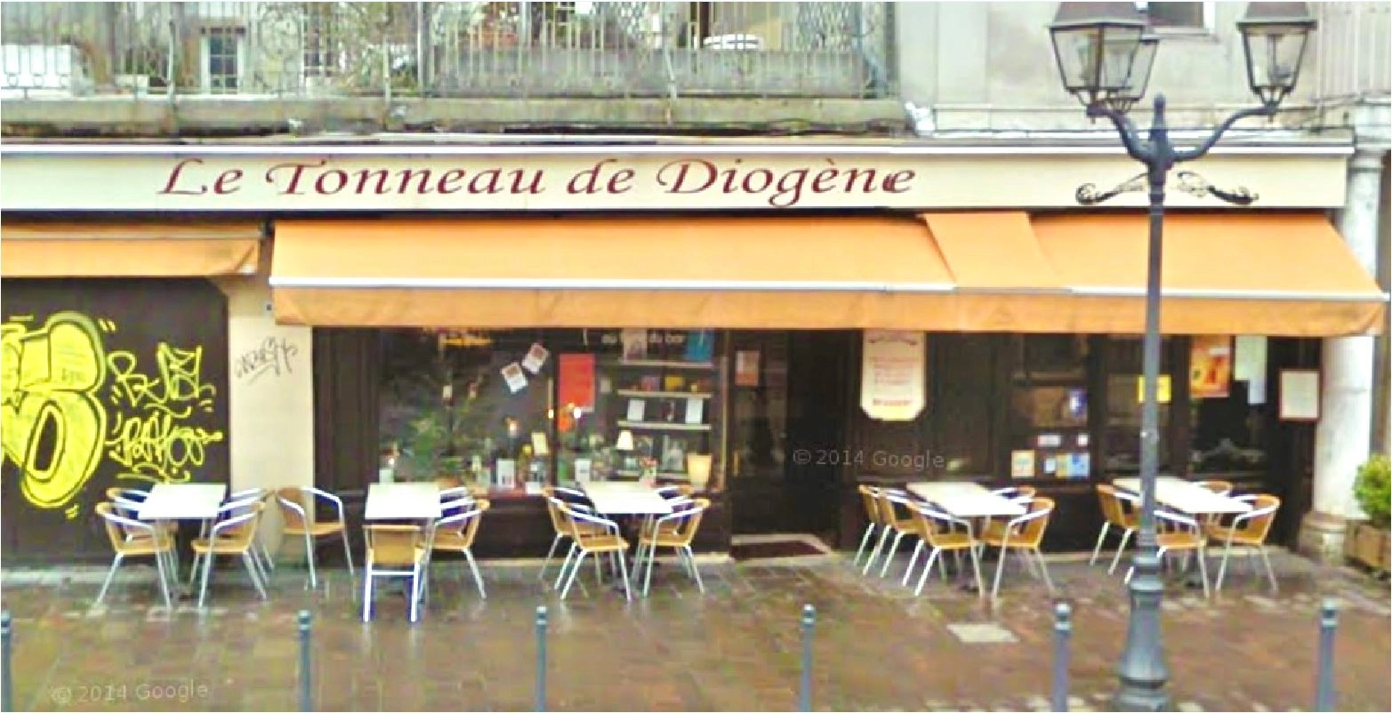 façade vitrine avant travaux tonneau de diogène Grenoble